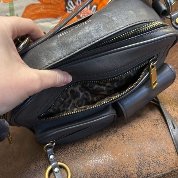 REBECCA MINKOFF CROSSBODY LEATHER JETTâBOXY BAG STUDS CARGO RINGS CLASPS NWOT - Picture 15 of 17